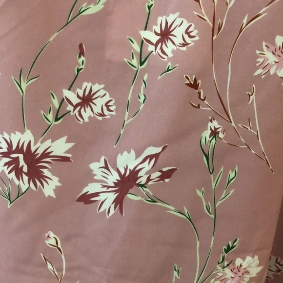 BLOOMCHIC FLORAL KEYHOLE KNOTTED FRONT BLOUSE SIZE 18-20 NWT - Picture 7 of 8